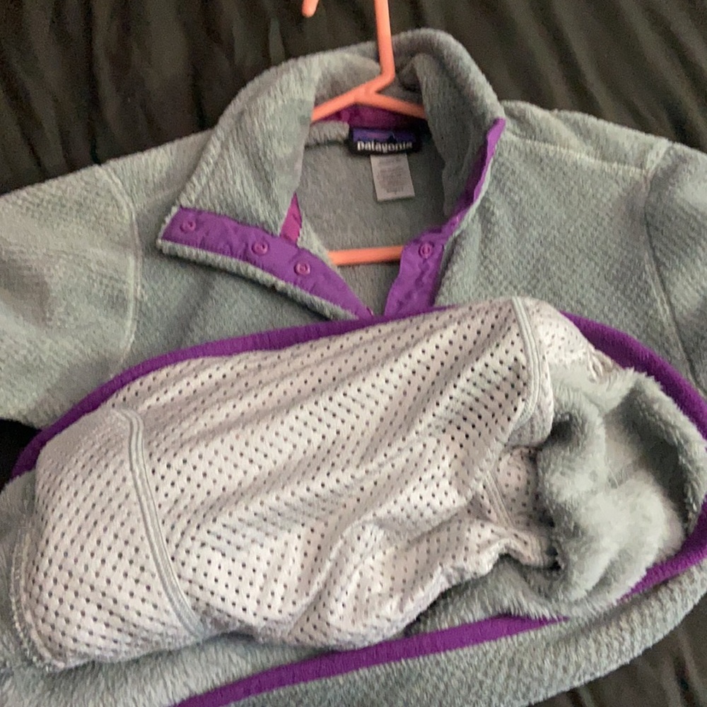 Patagonia jacket. - Picture 4 of 6